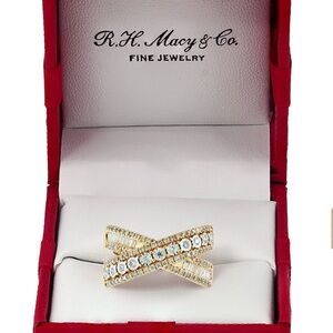 Gold diamond Women's Ring